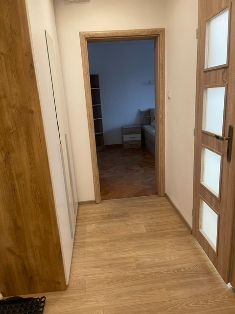 Zariadený 2-izbový byt na predaj - 6