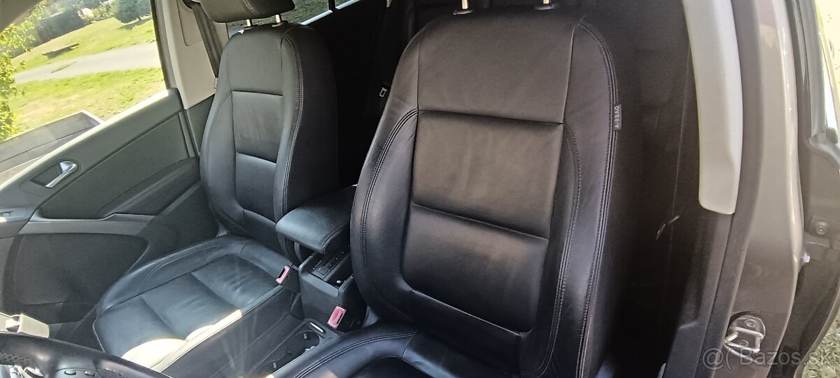 Volkswagen Tiguan 2.0 TSI A/T - 6