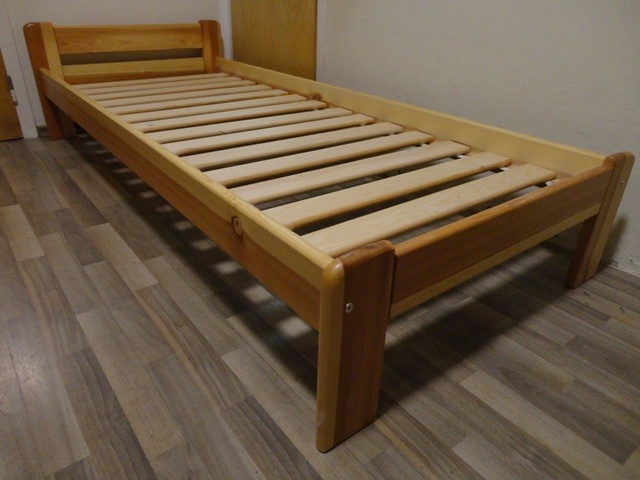 Drevená Posteľ + madrac - jednolôžková - 6