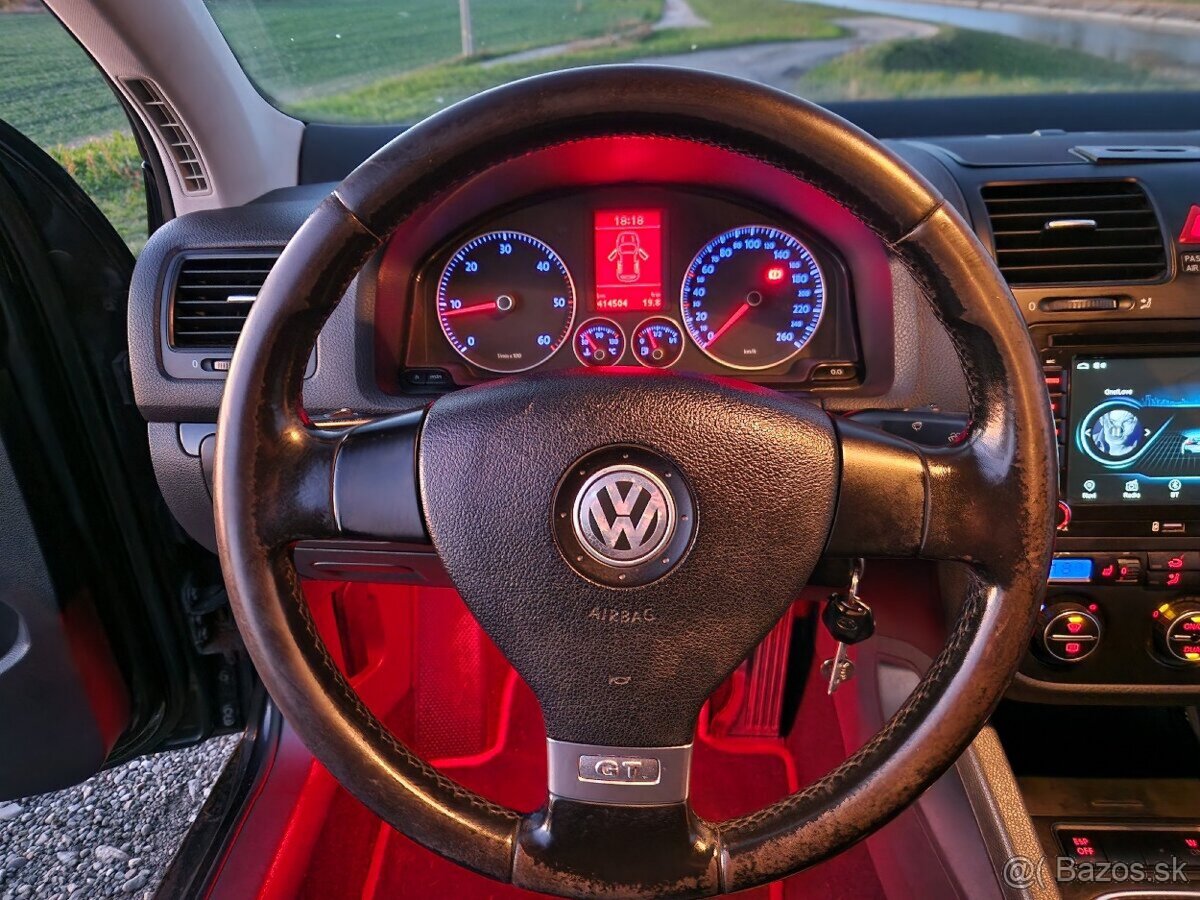 Predám VW Golf 5 GT 2.0TDI - 6