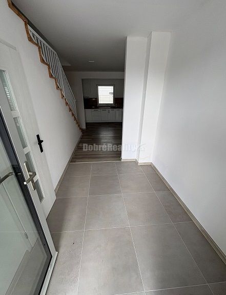 RK Dobré reality prenajíma krásny nový apartmán v Nesvadoch - 6