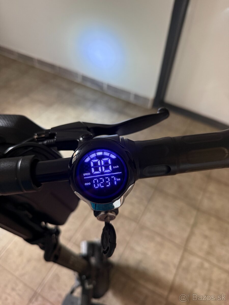 Elektricka kolobežka - 6