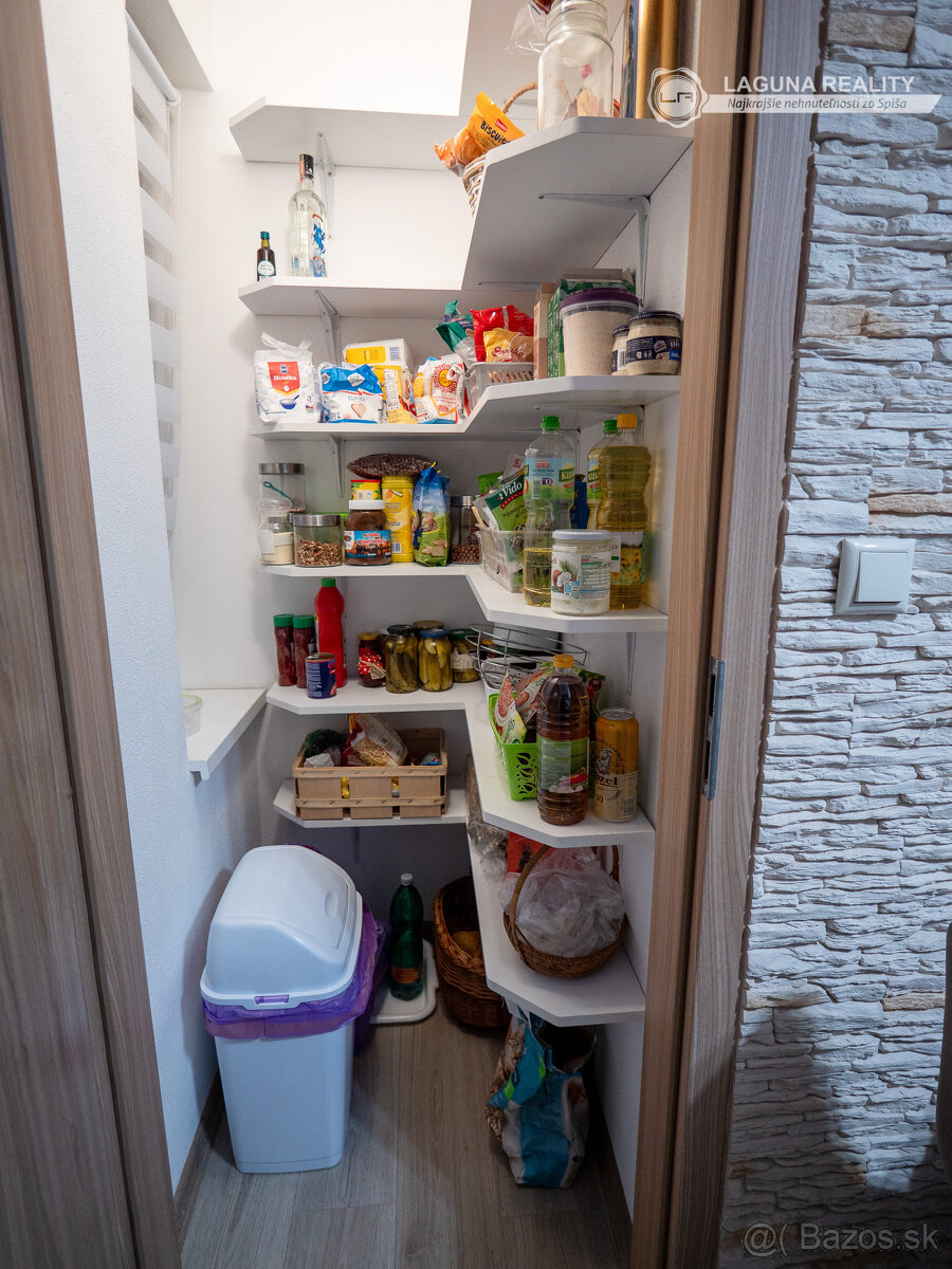 REZERVOVANÉ- 3-izbový, nadštandardne veľký byt s balkónom - - 6