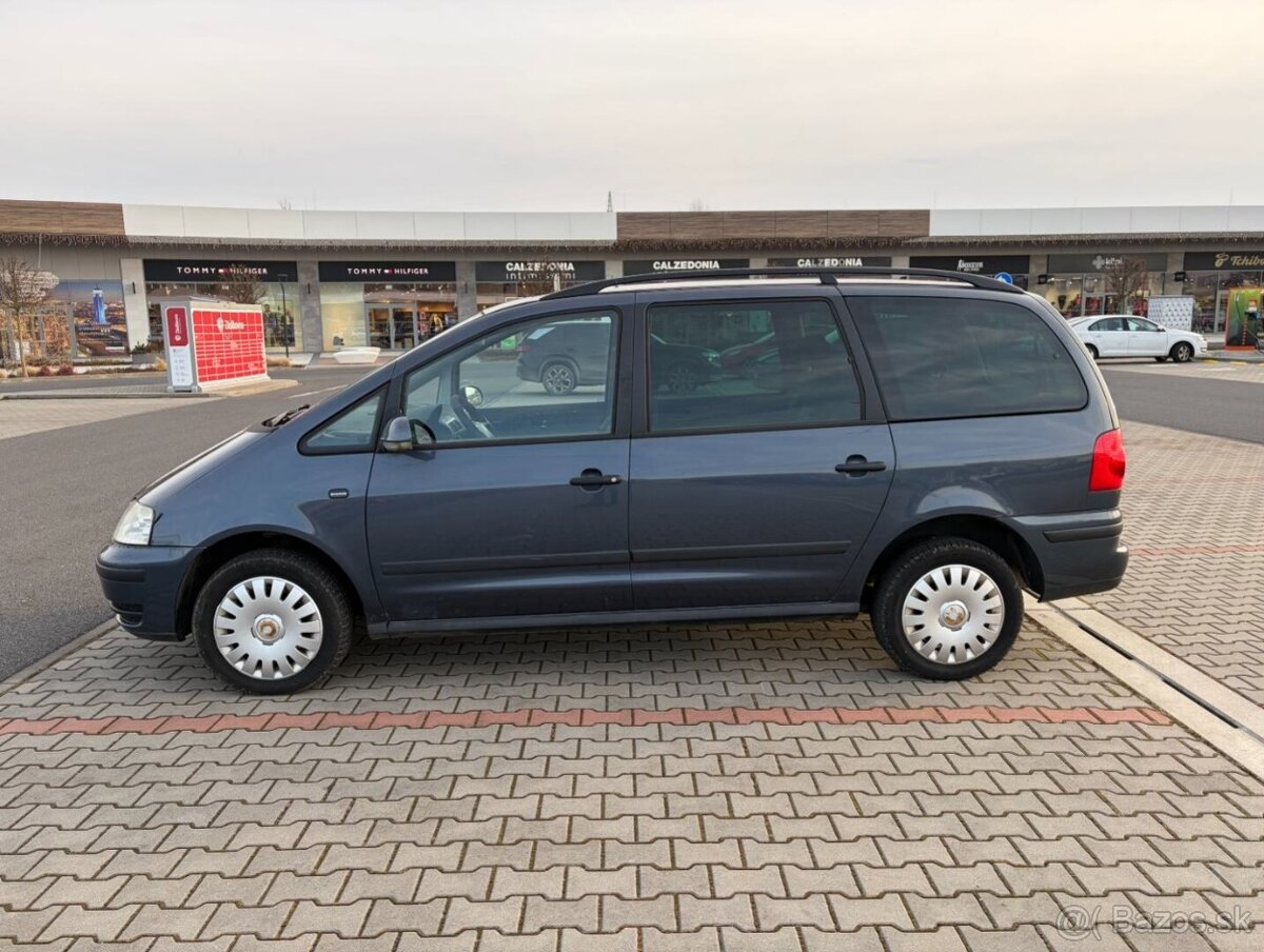 Volkswagen Sharan 1.9 TDi 7 míst - 6
