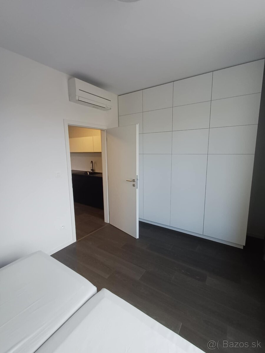 RK Byty Bratislava predá 2 izb. byt na ul. Žilinská, BA I - 6