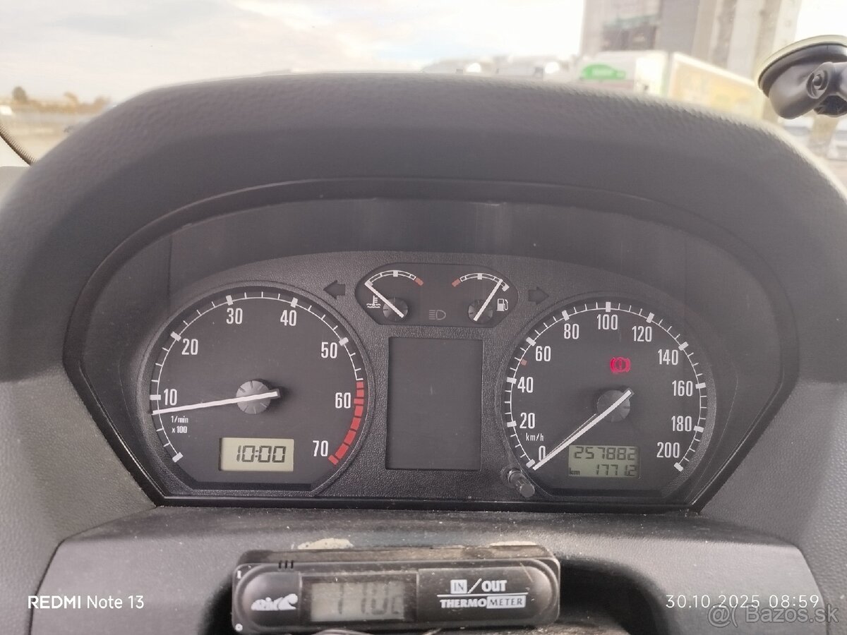 Predam Škoda Fabia 1.4 - 6