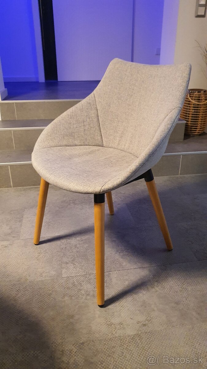 Stôl, stoličky a konferenčný stolík - 6