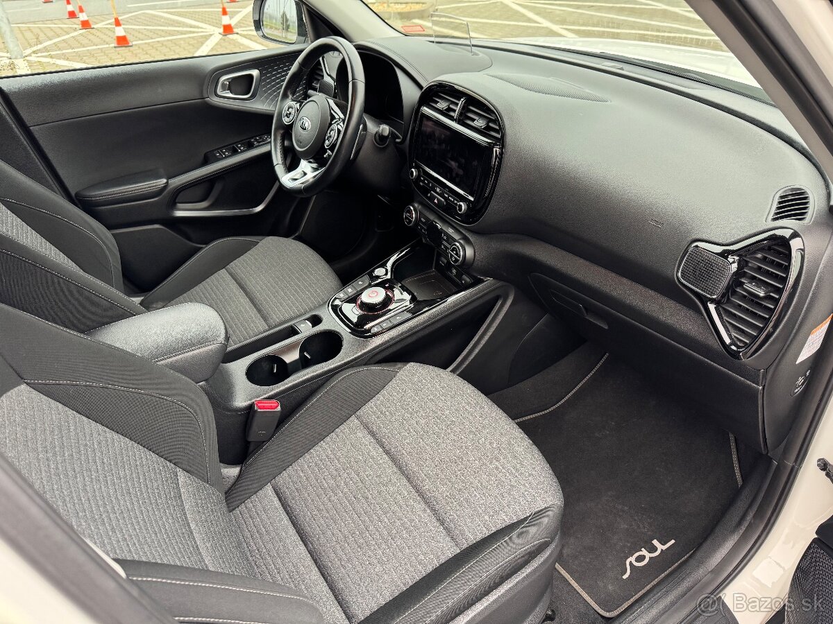 Kia Soul EV - 6