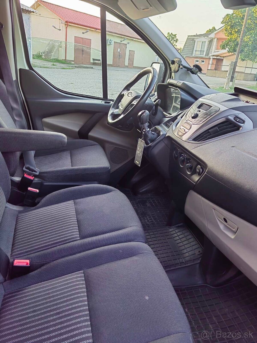 Ford Transit Custom 2.2 tdci - 6