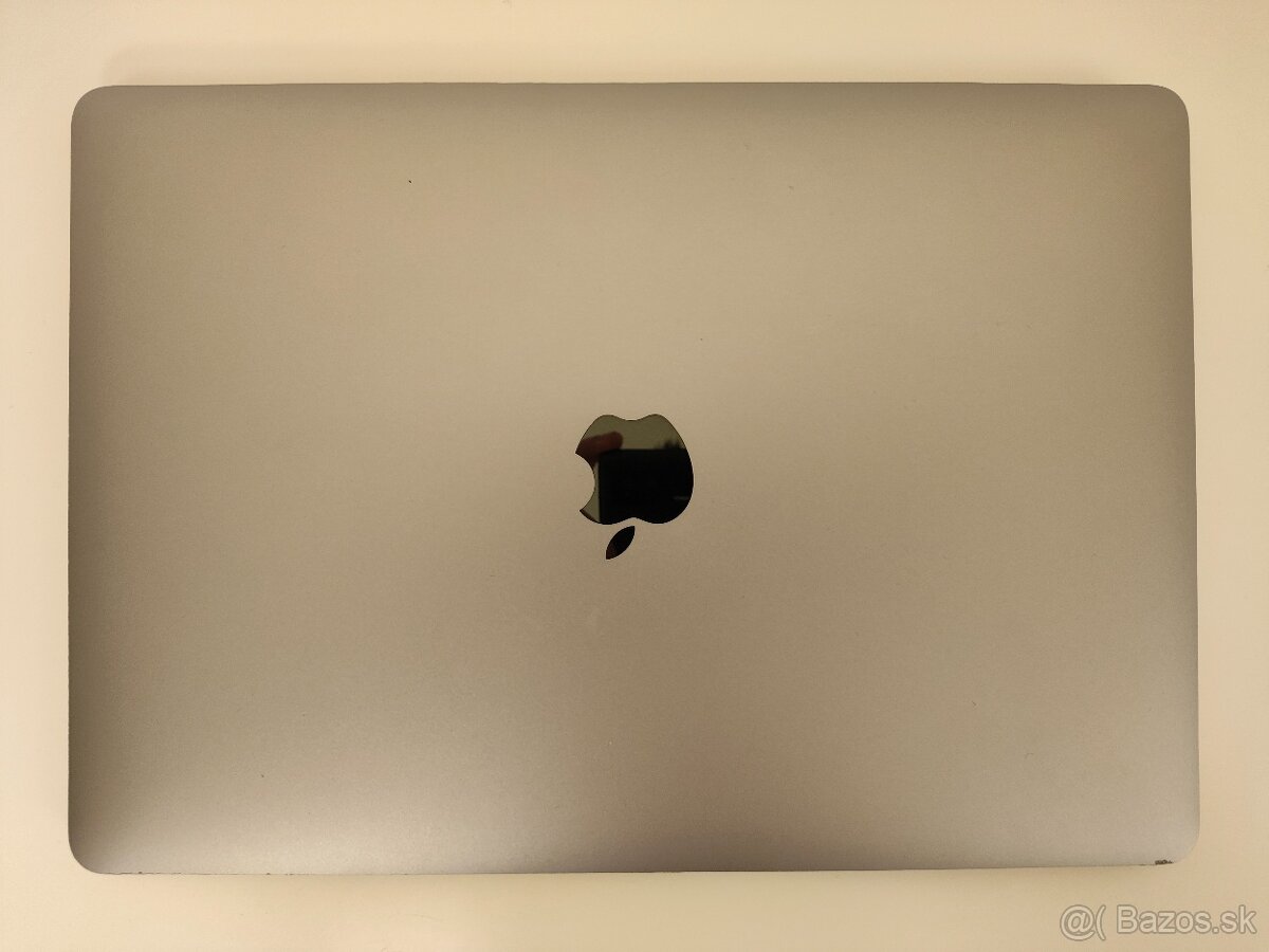MacBook Pro 13.3 2020 | i5 • 8GB • 256GB SSD - 6