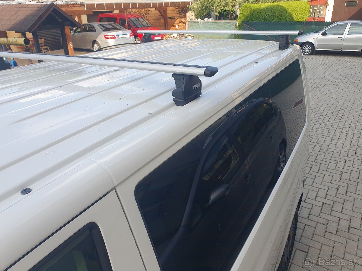 Thule priecniky na VW T5,T5-1,T6,T6-1 - 6
