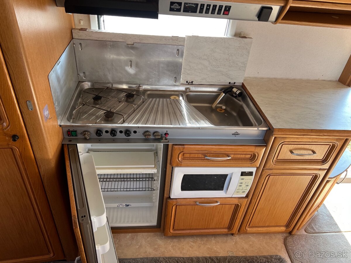 Karavan Hobby Landhaus 760-chata na kolech - 6