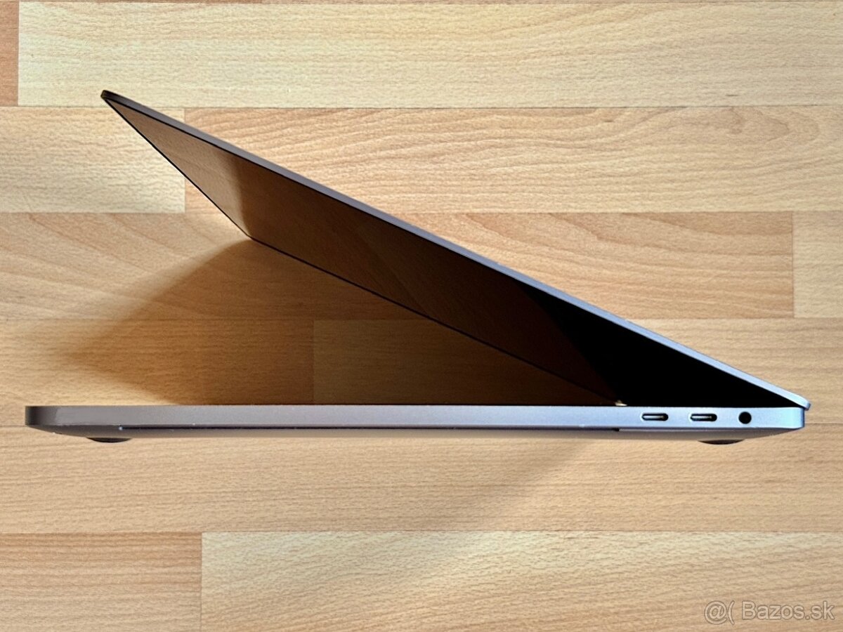 MacBook Pro 16" i7-2.6GHz/16GB/512GB, NOVÁ BATERKA,TOP STAV - 6