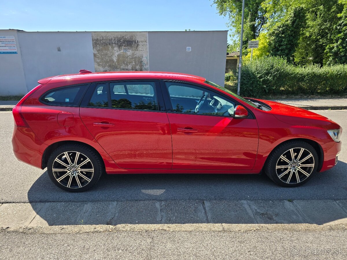 Volvo V60 D3 2.0 D 110 kw 2017 - 6
