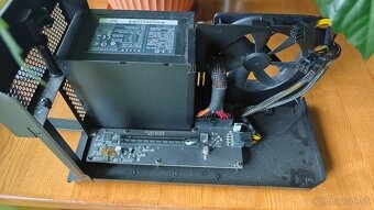 Razer Core X - 6
