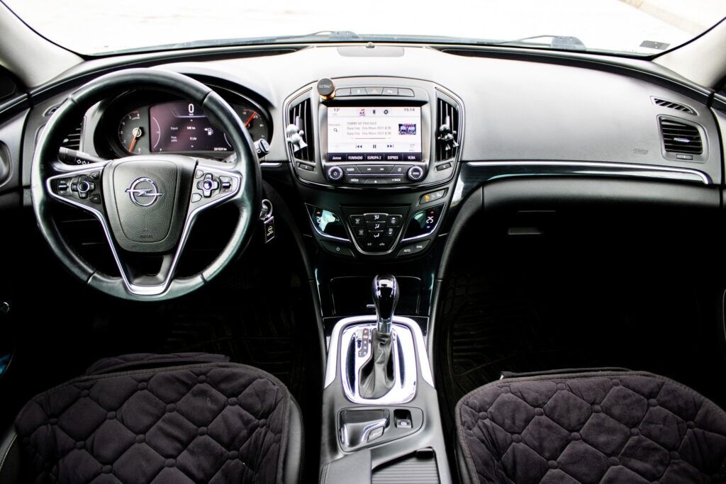 Opel Insignia ST 2013 - 6
