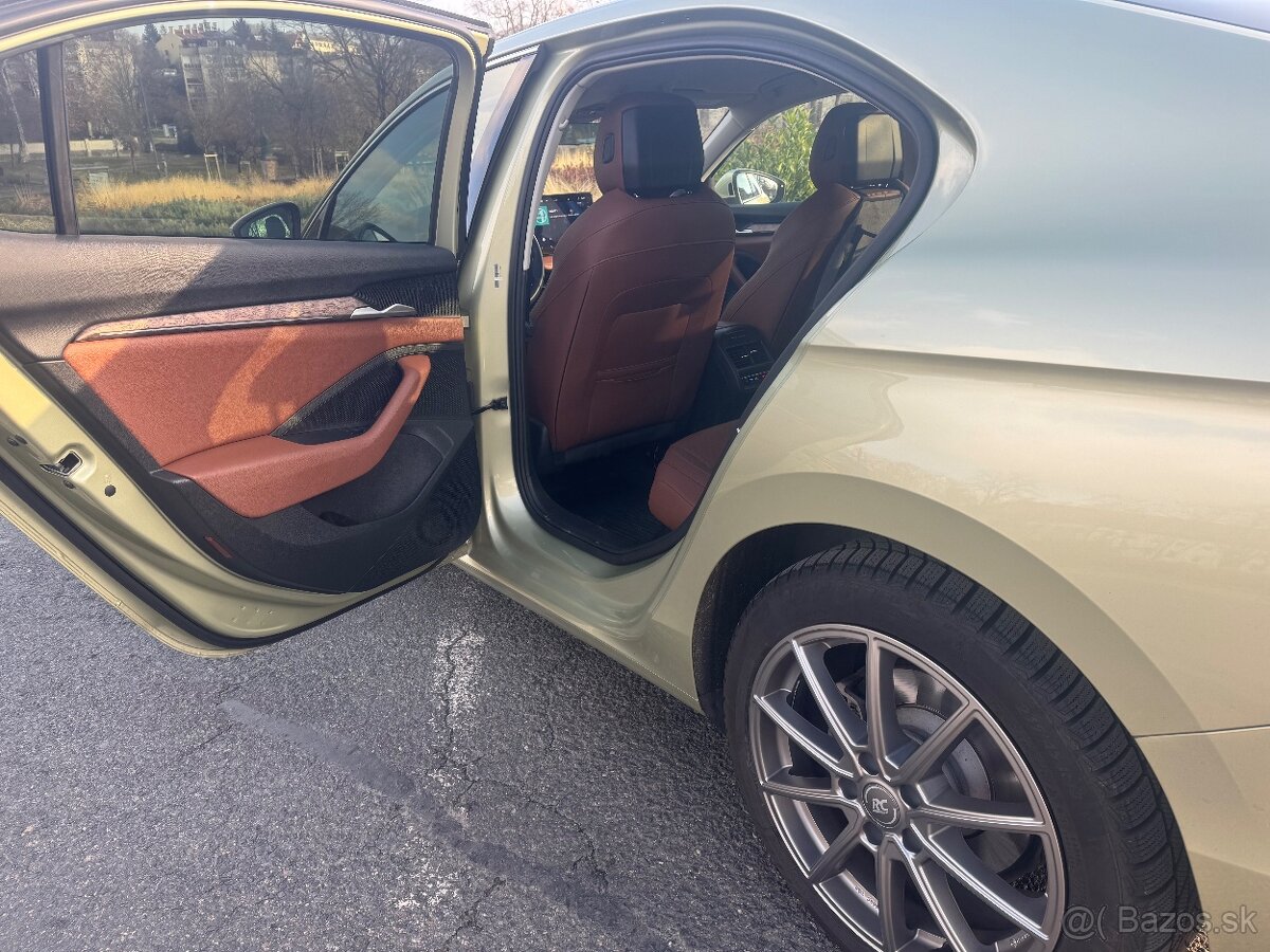 Predám Škoda Superb 2.0 TDI L&K 4x4 DSG - 6