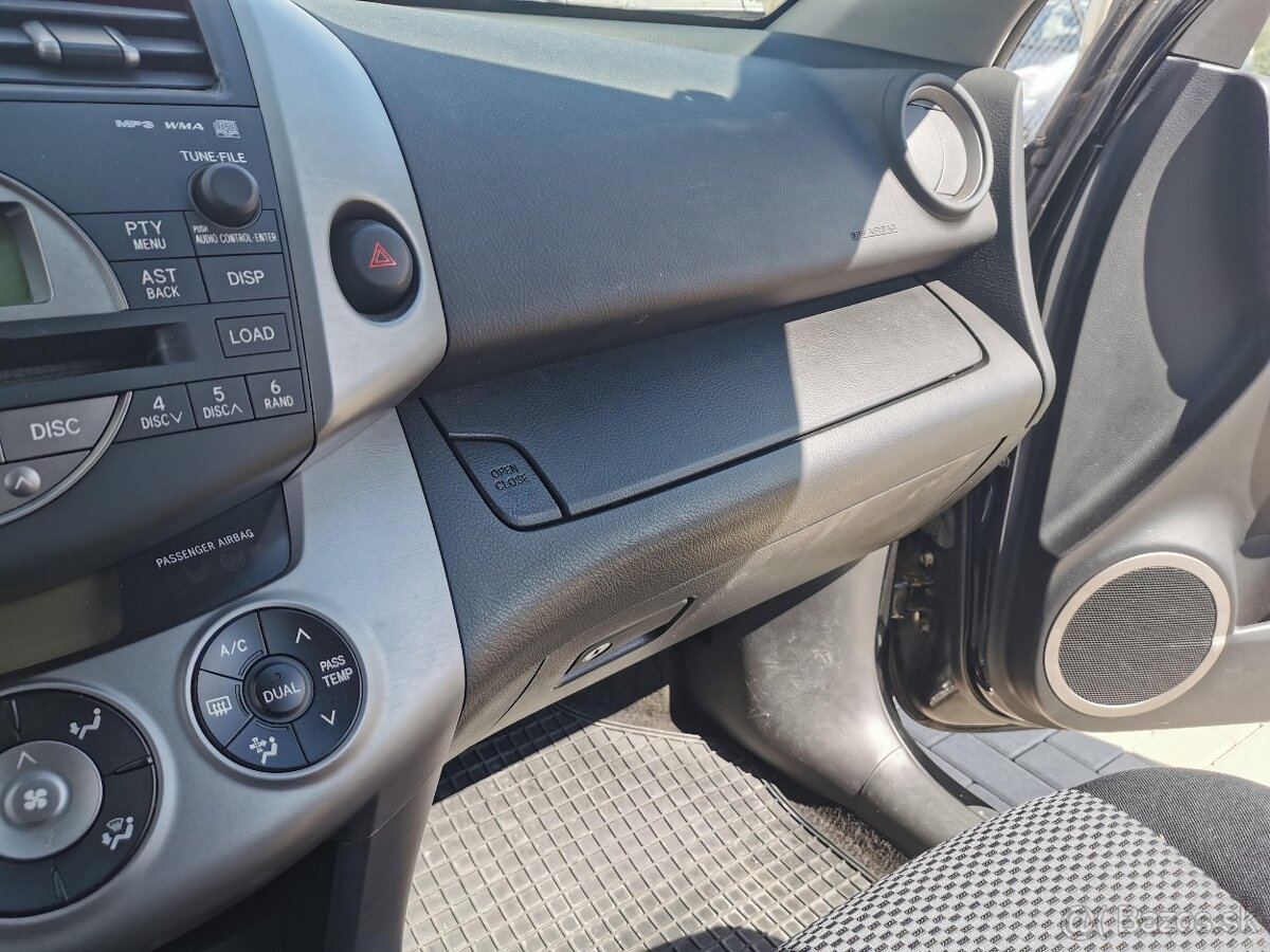 Toyota rav 4 D4D - 6