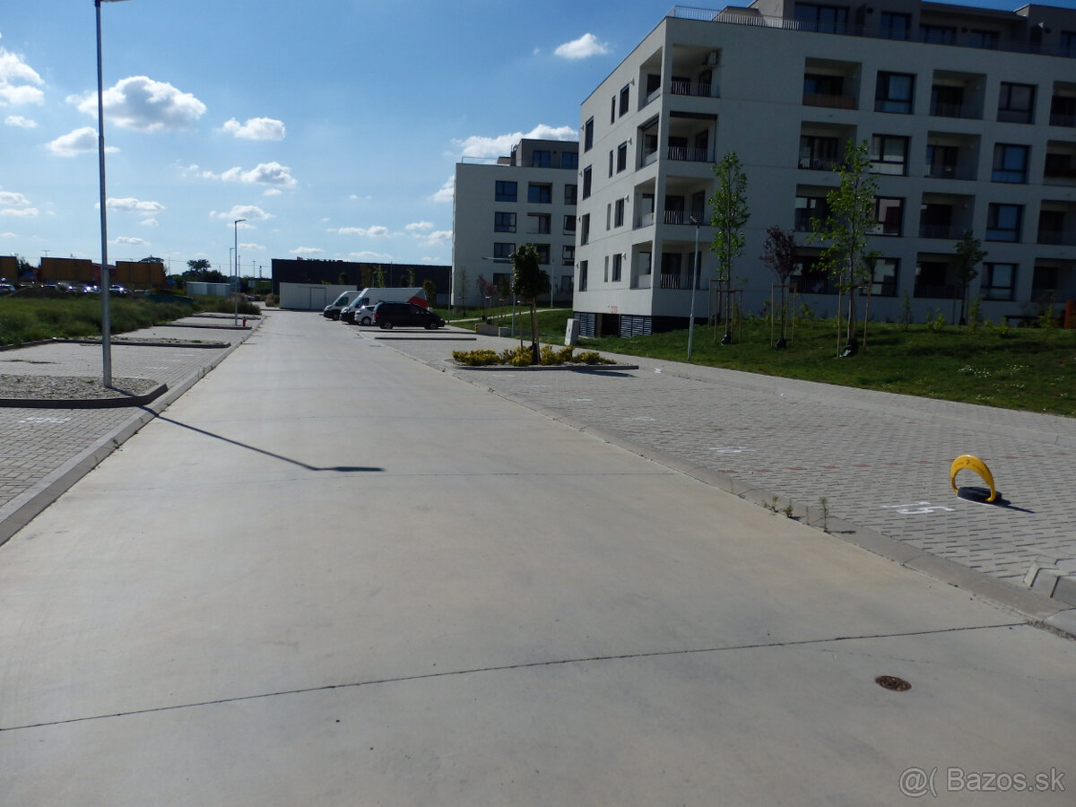 Parkovacie miesta Tulipánová-Cisárky - 6