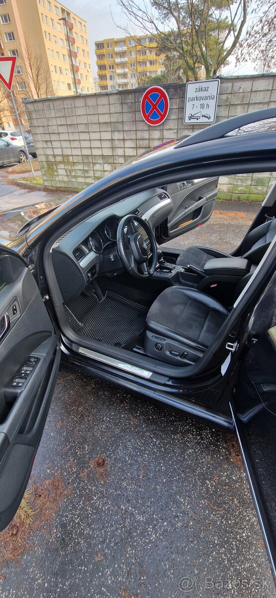 Škoda superb Combi 3.6 V6 DSG 4x4 - 6