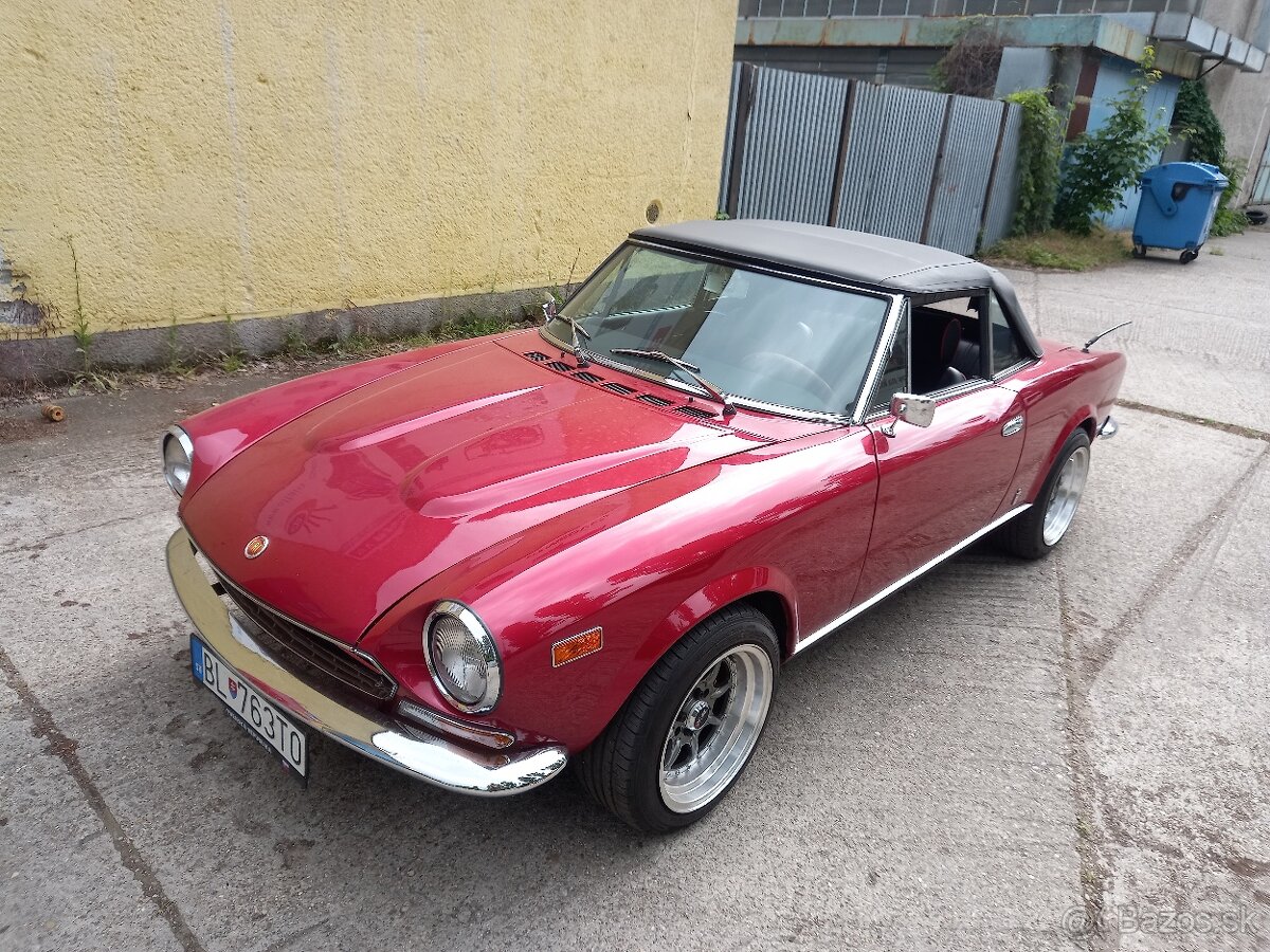 Fiat 124 spider - 6