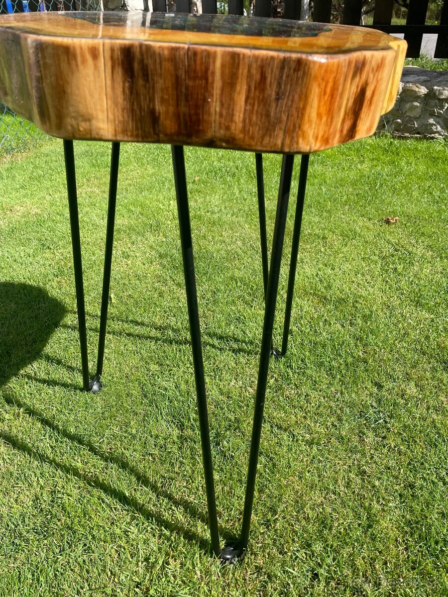 Dekoracny stolik - 6