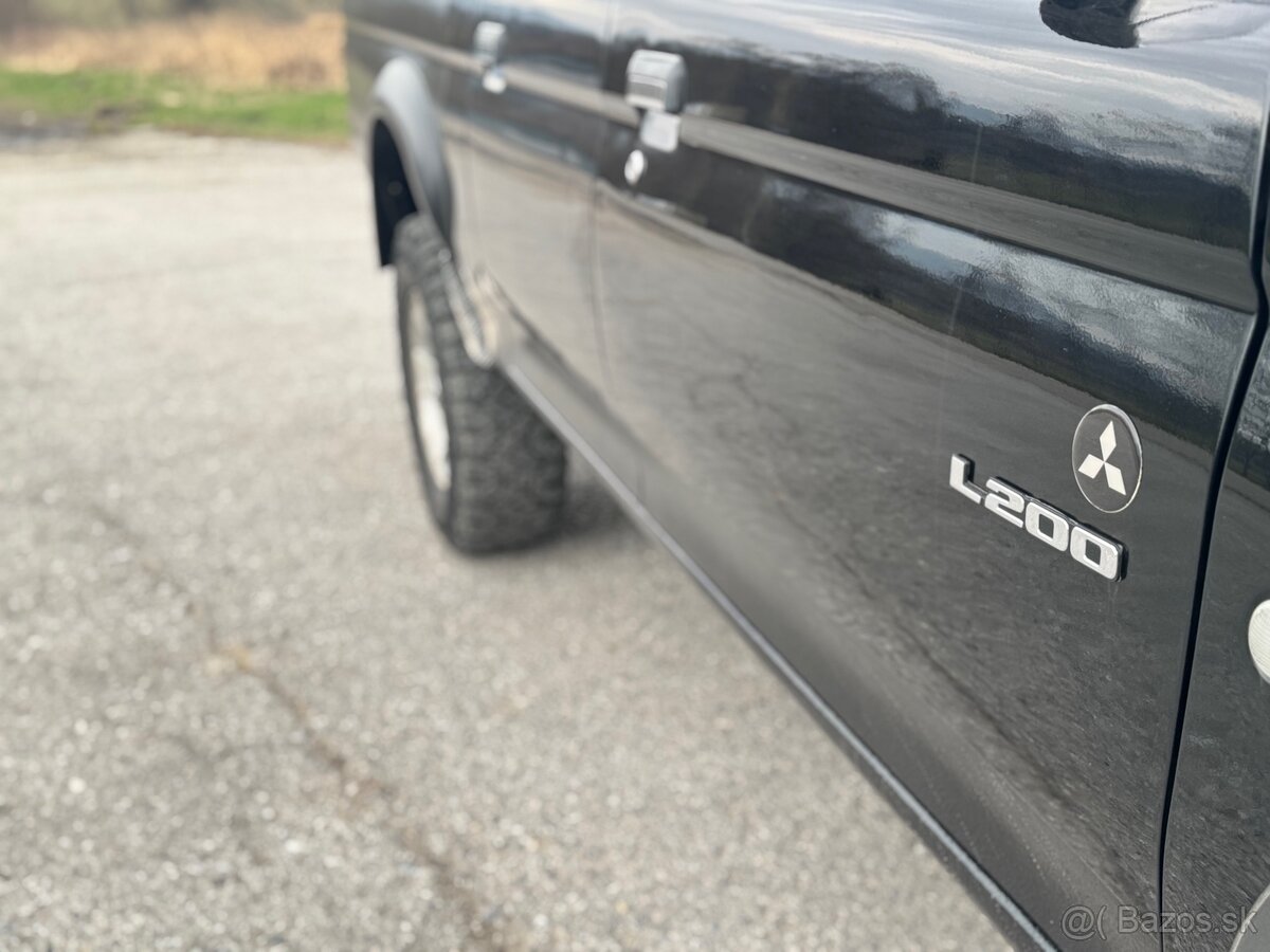 Mitsubishi L200 - 6