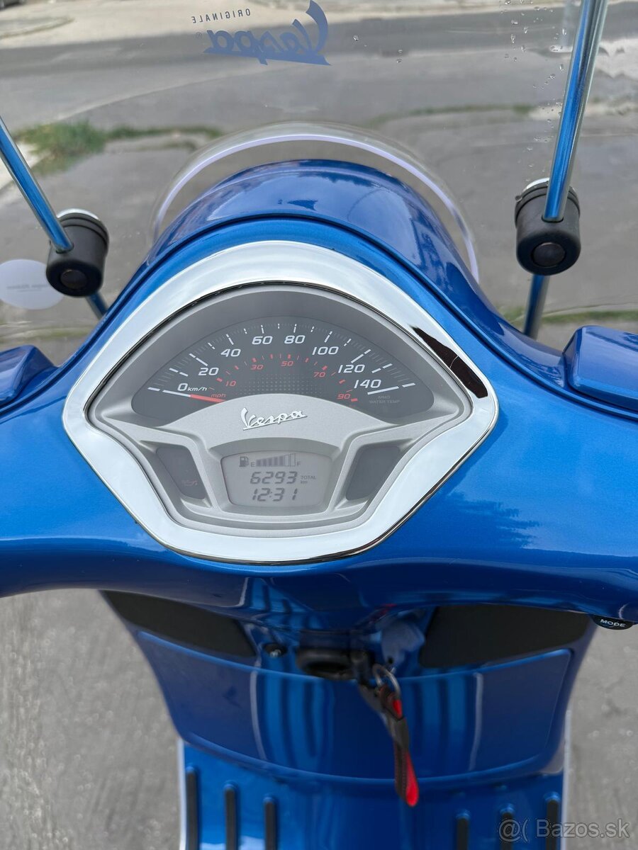 Vespa GTS 300 - 6