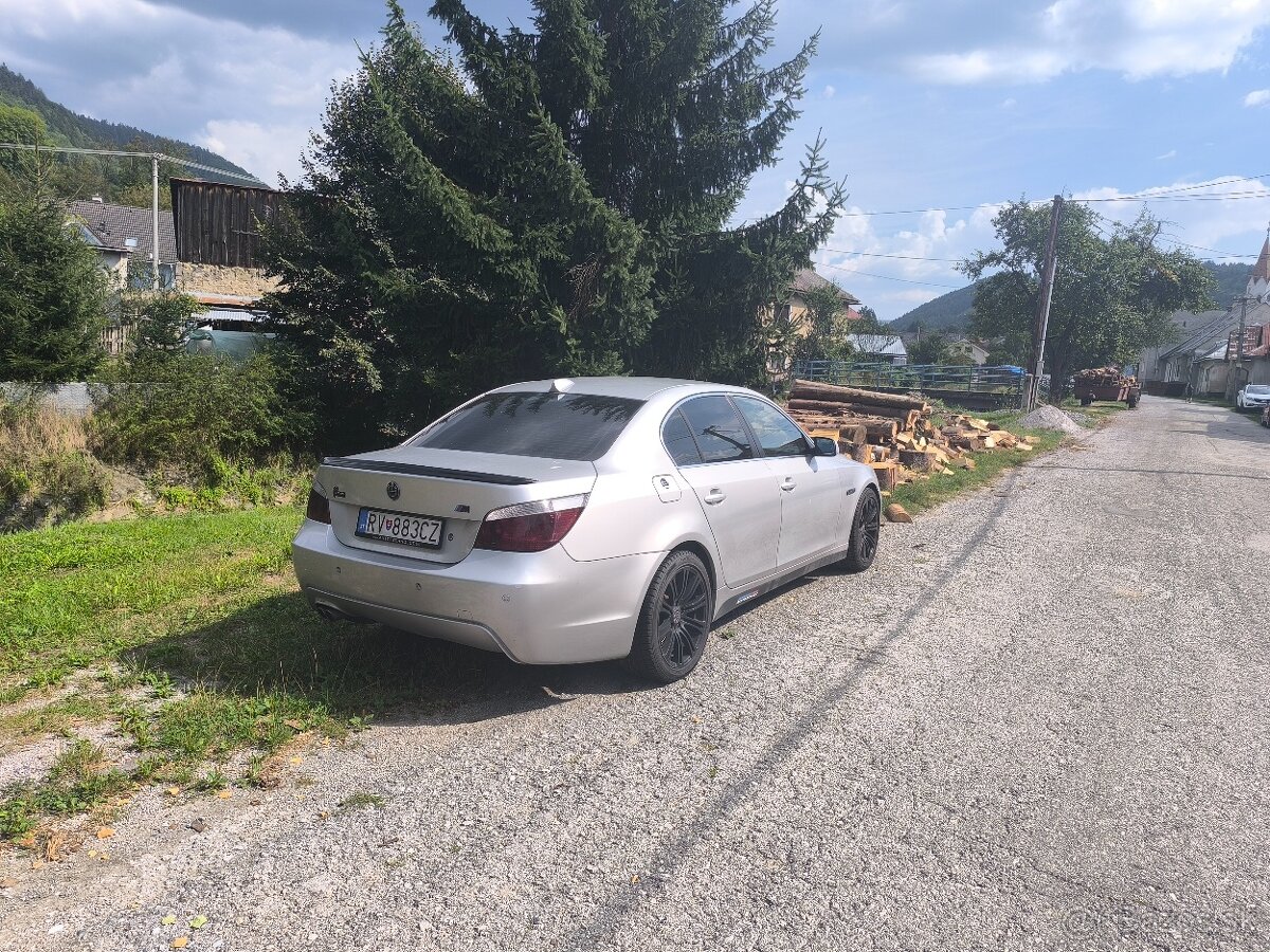 BMW E60 525d 2,5l automat - 6