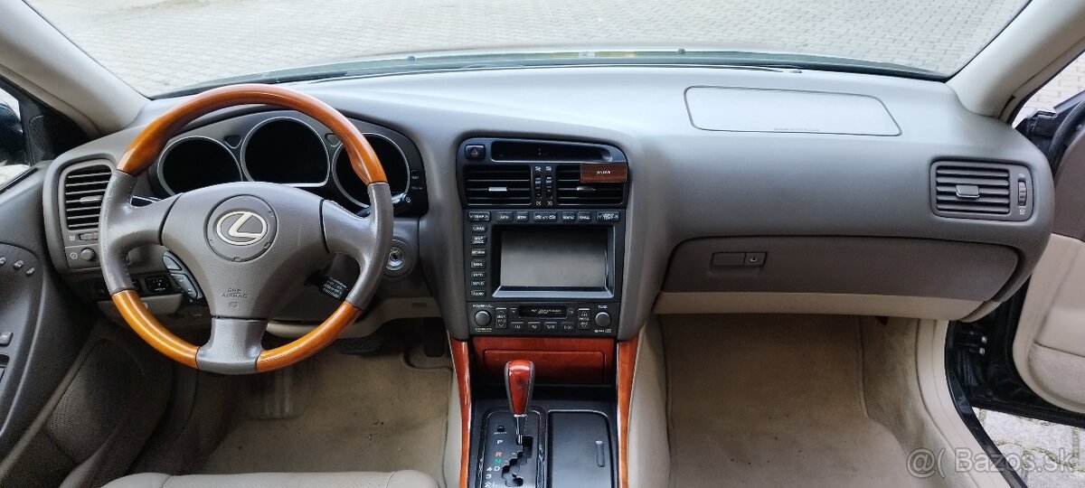 Lexus GS430 V8 - 6