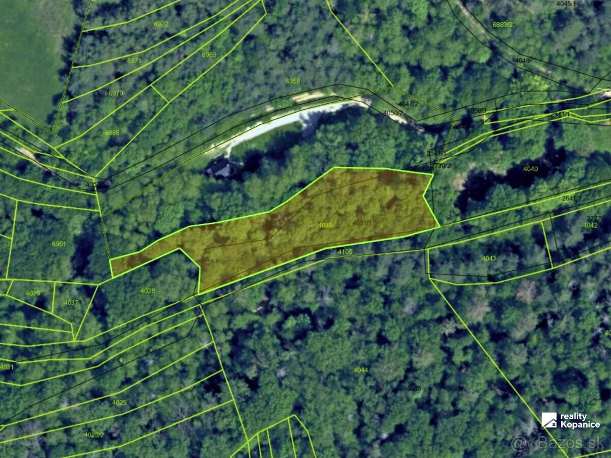 Veľký rekreačný pozemok, Brezová pod Bradlom - 6