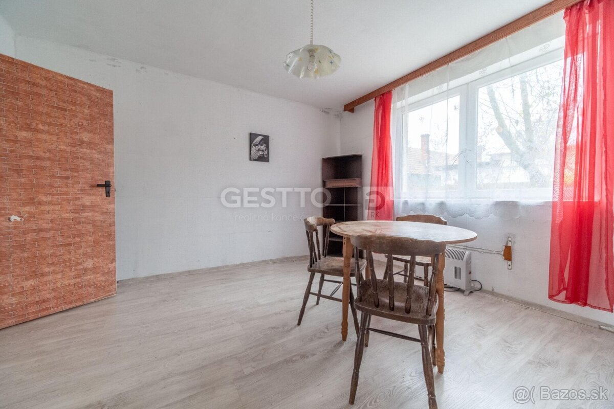 GESTTO | STARŠÍ RODINNÝ DOM | POZEMOK 992 m² | NA PREDAJ | Š - 6