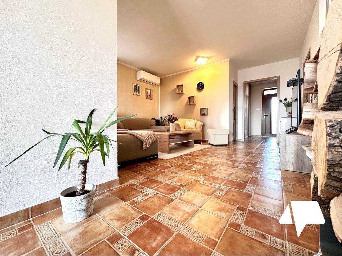 REZERVOVANÉ Predaj, Rodinný dom - krb, klimatizácia, Nitra - 6