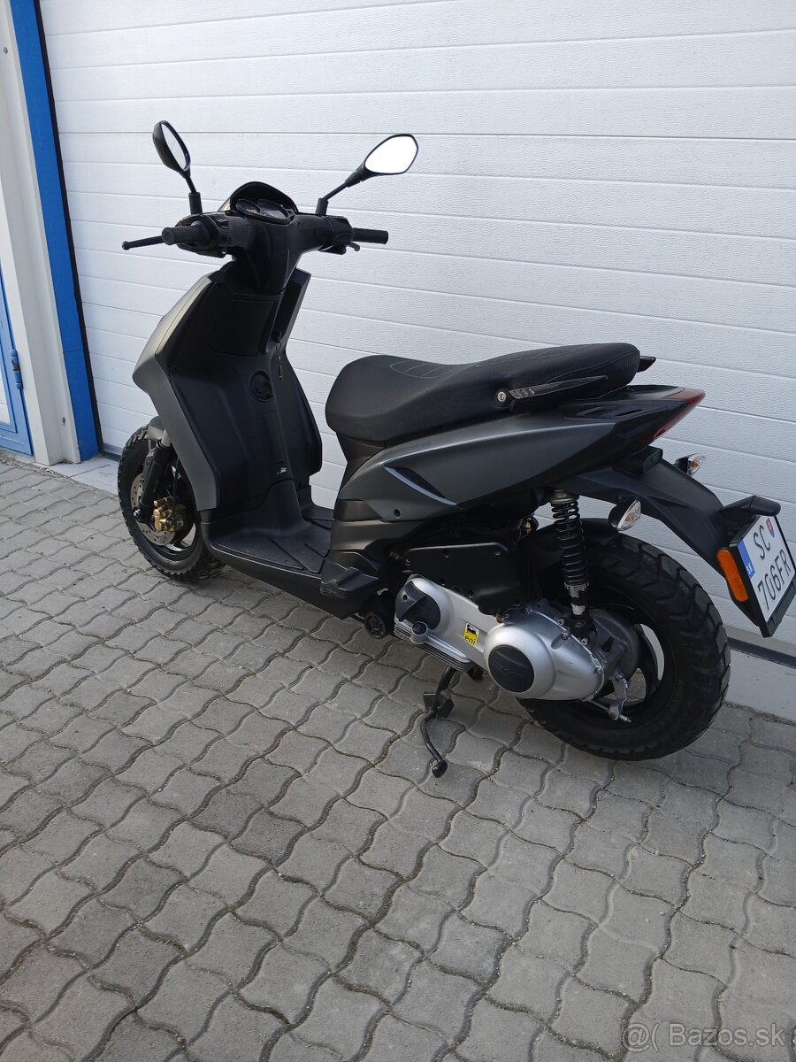Skuter piagio125 4takt vstrekovanie 2015 - 6