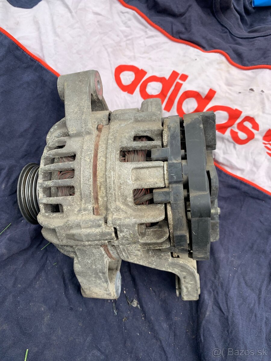 Predam bosch alternator na opel astra G 1,4l 16v - 6