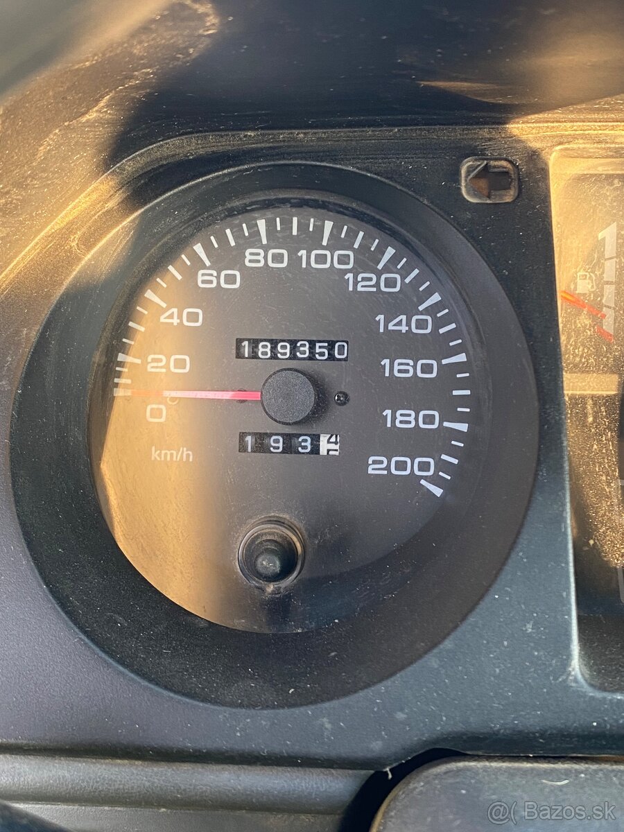 Mitsubishi pajero 2.5 - 6