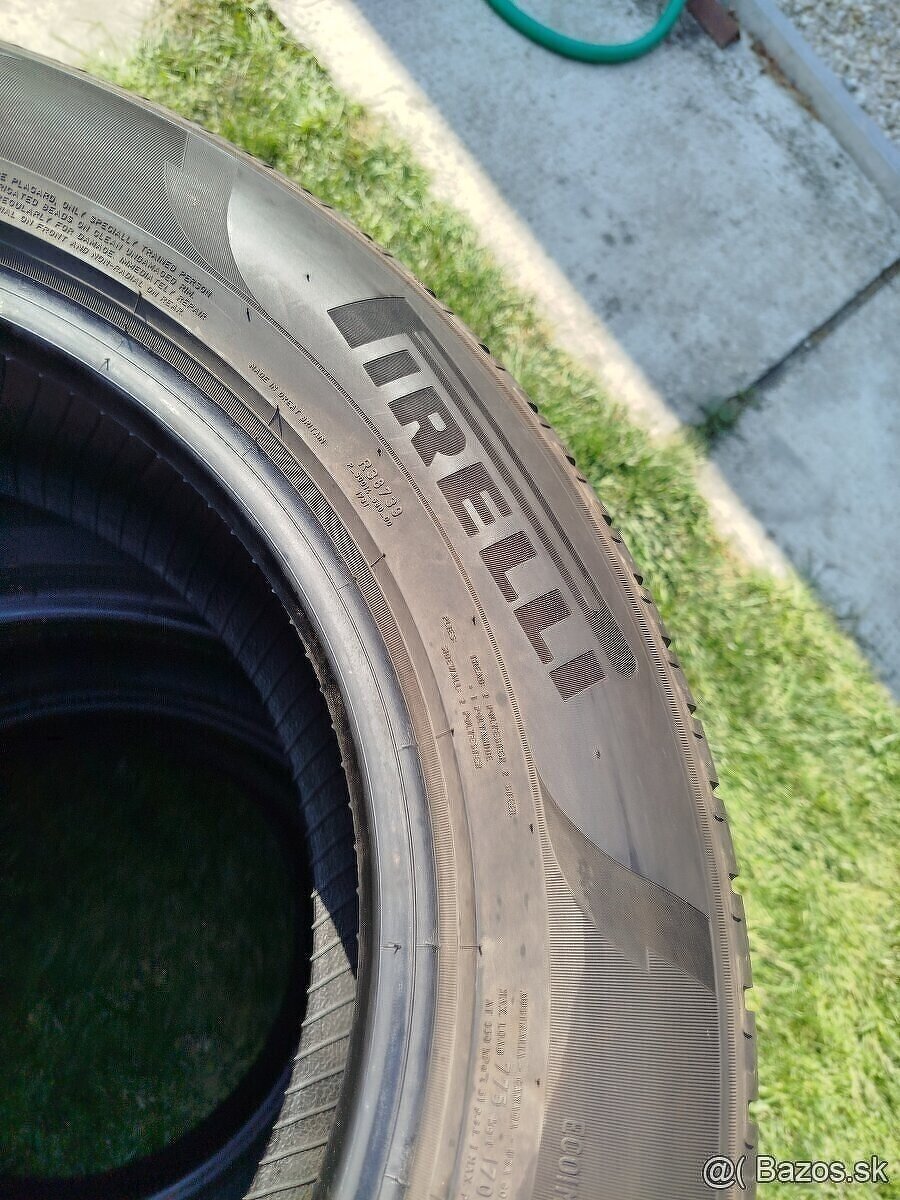 215/65 r17 zimné pneumatiky,Pirelli - 6