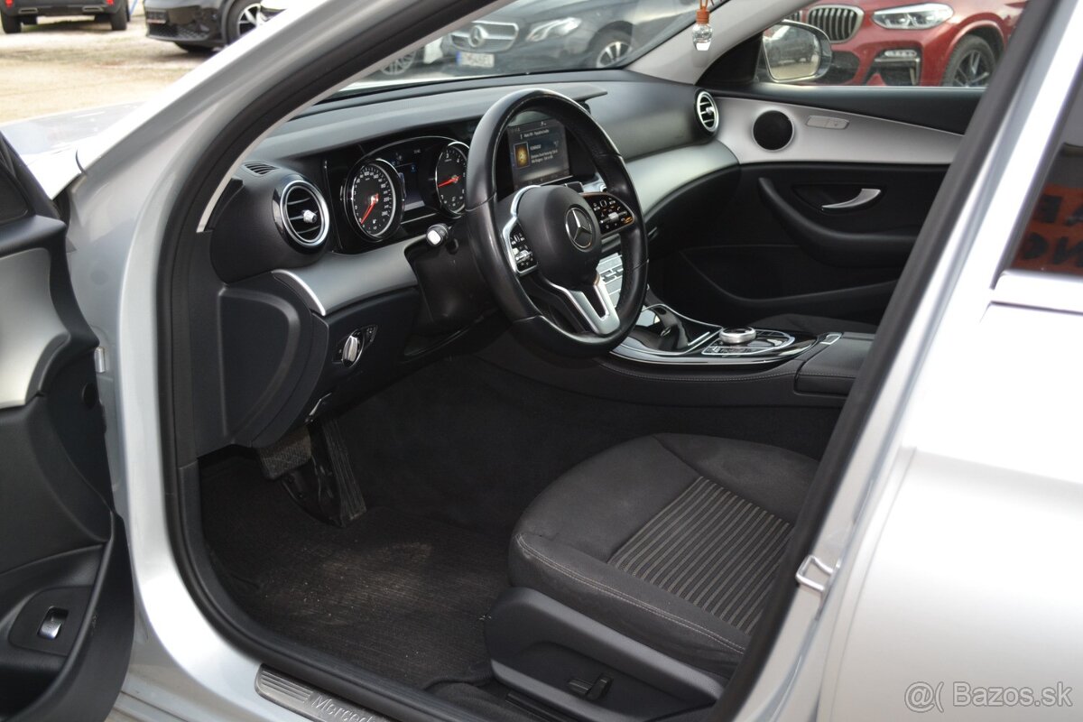 Mercedes-Benz E trieda Sedan 220d 4 MATIC - 6