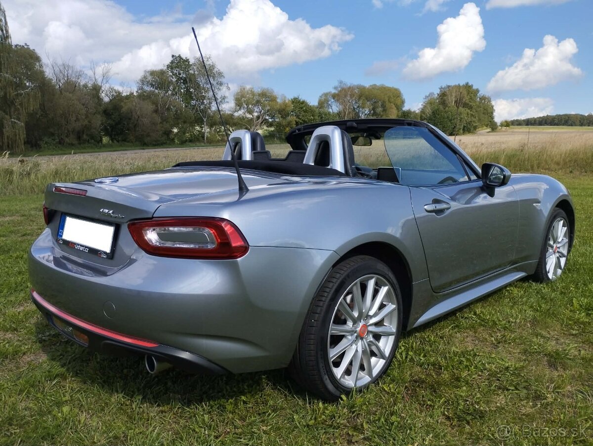 Fiat 124 Spider Kabriolet - 6