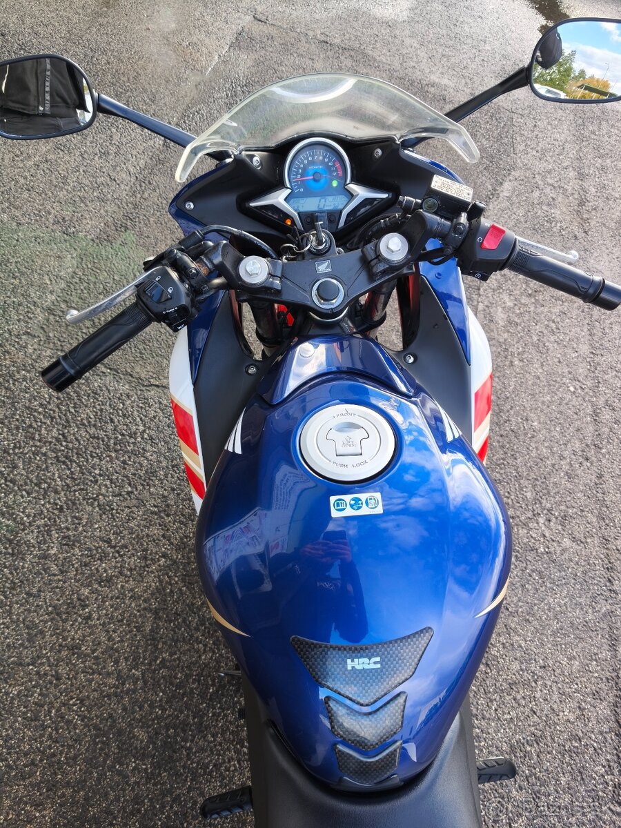 Honda CBR 250r - 6