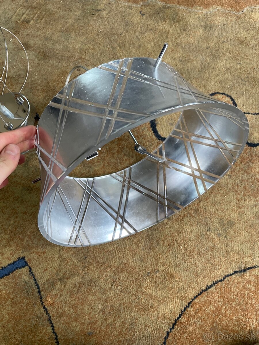 Elegantné závesné svetlo - 6