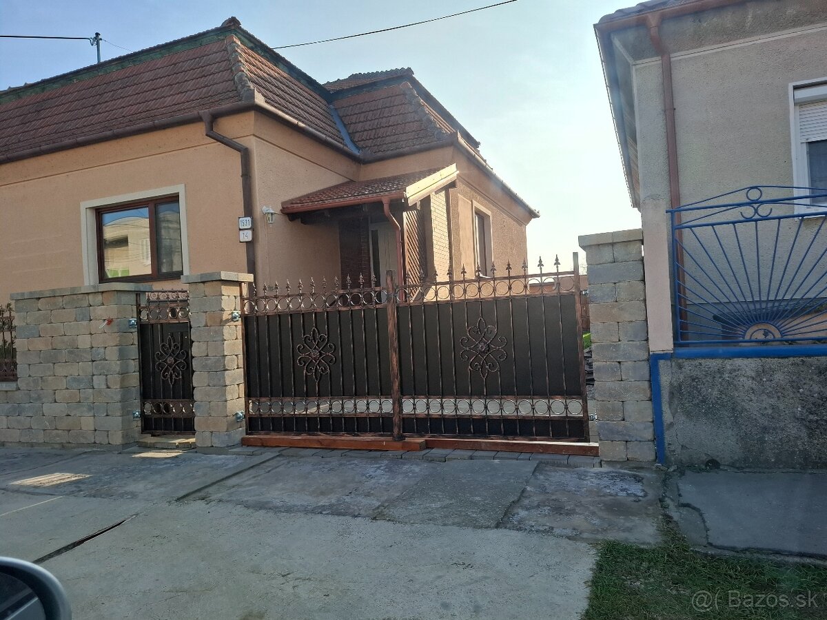 Zákazková výr. hliníkové ploty brány zábradlia kovové brány - 6