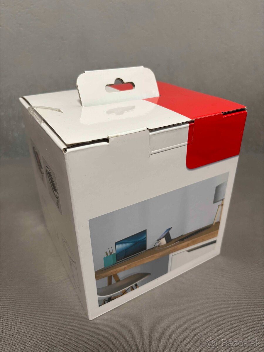 Stolová predlžovačka / nabíjacia stanica Legrand Multiprise - 6