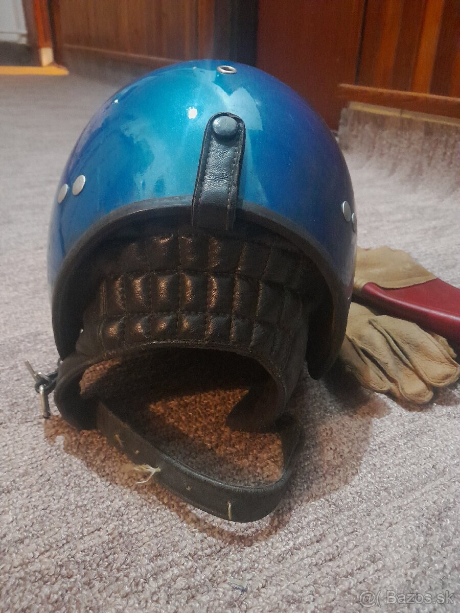 Predam retro PRILBU a rukavice - 6