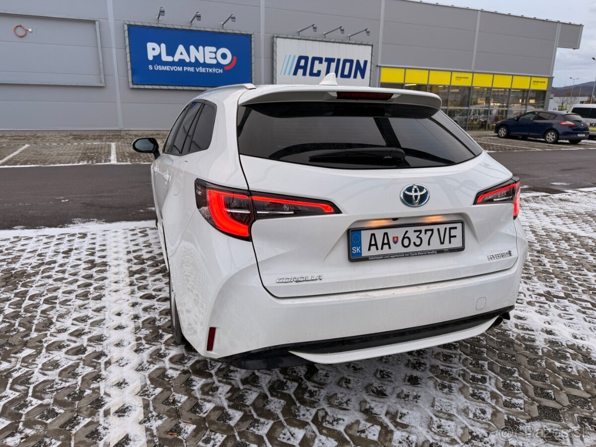 Toyota Corolla Combi 2.0 Hybrid (2019) - 6