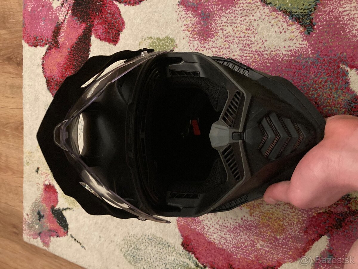 Moto prilba LS2 - 6