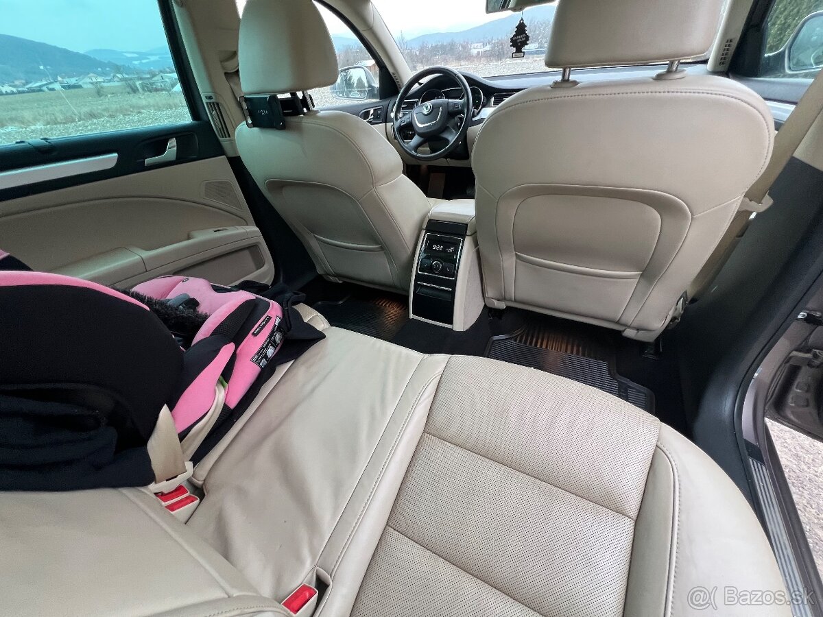 Škoda superb 2,0 4x4 DSG - 6