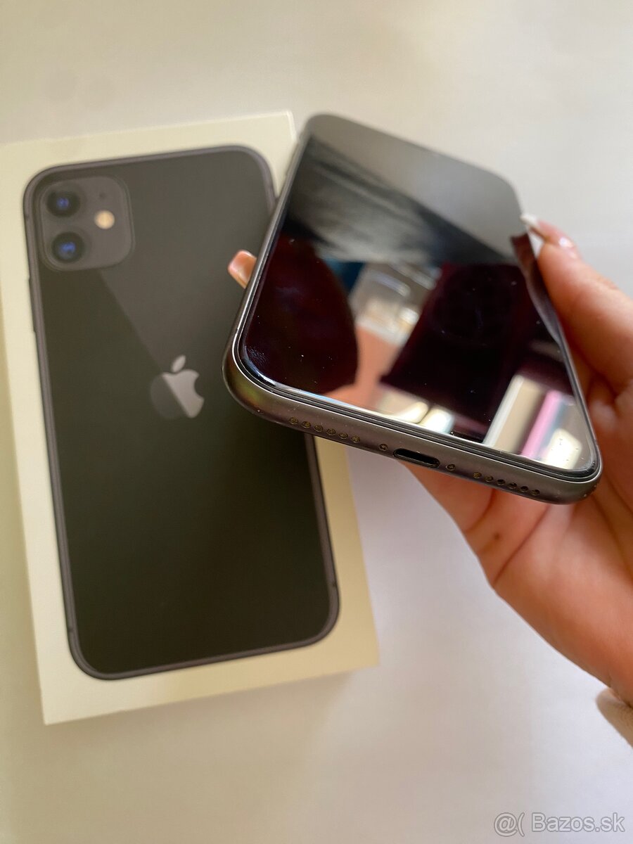 Apple iPhone 11 64GB - 6