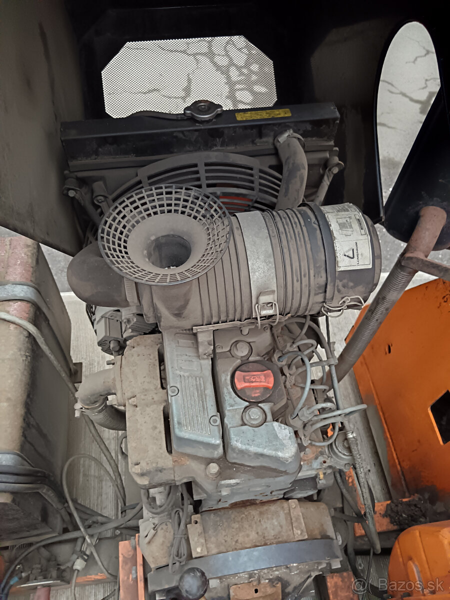 Kobit sypač inertních materiálůSyko 6M Inert tjermo - 6