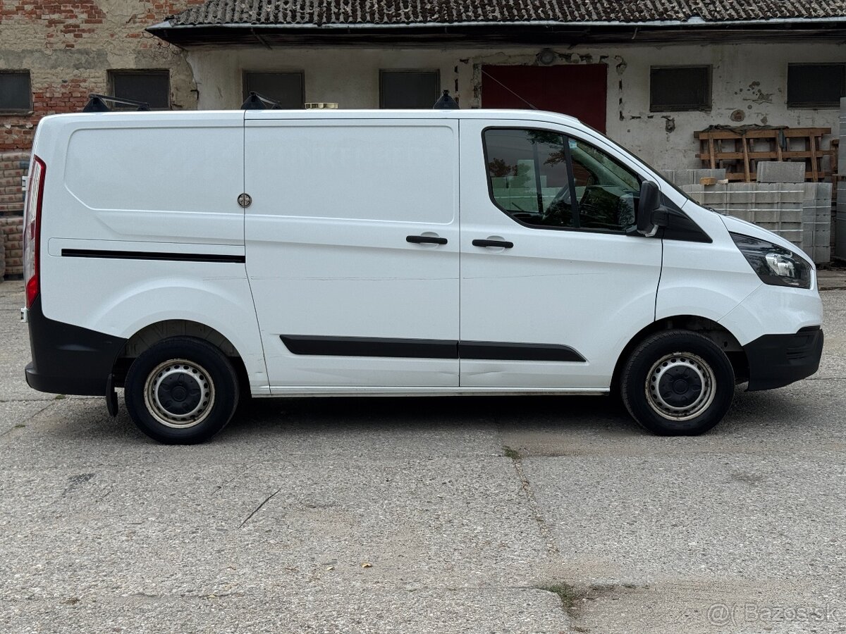 Ford Transit Custom L1H1 2,0TDCi 130koní - 6
